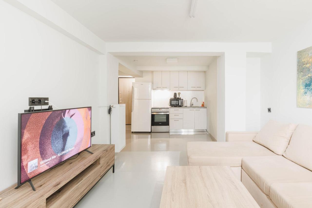 Апартаменты Beautiful Underground Nest With Prv Terrace Афины Экстерьер фото