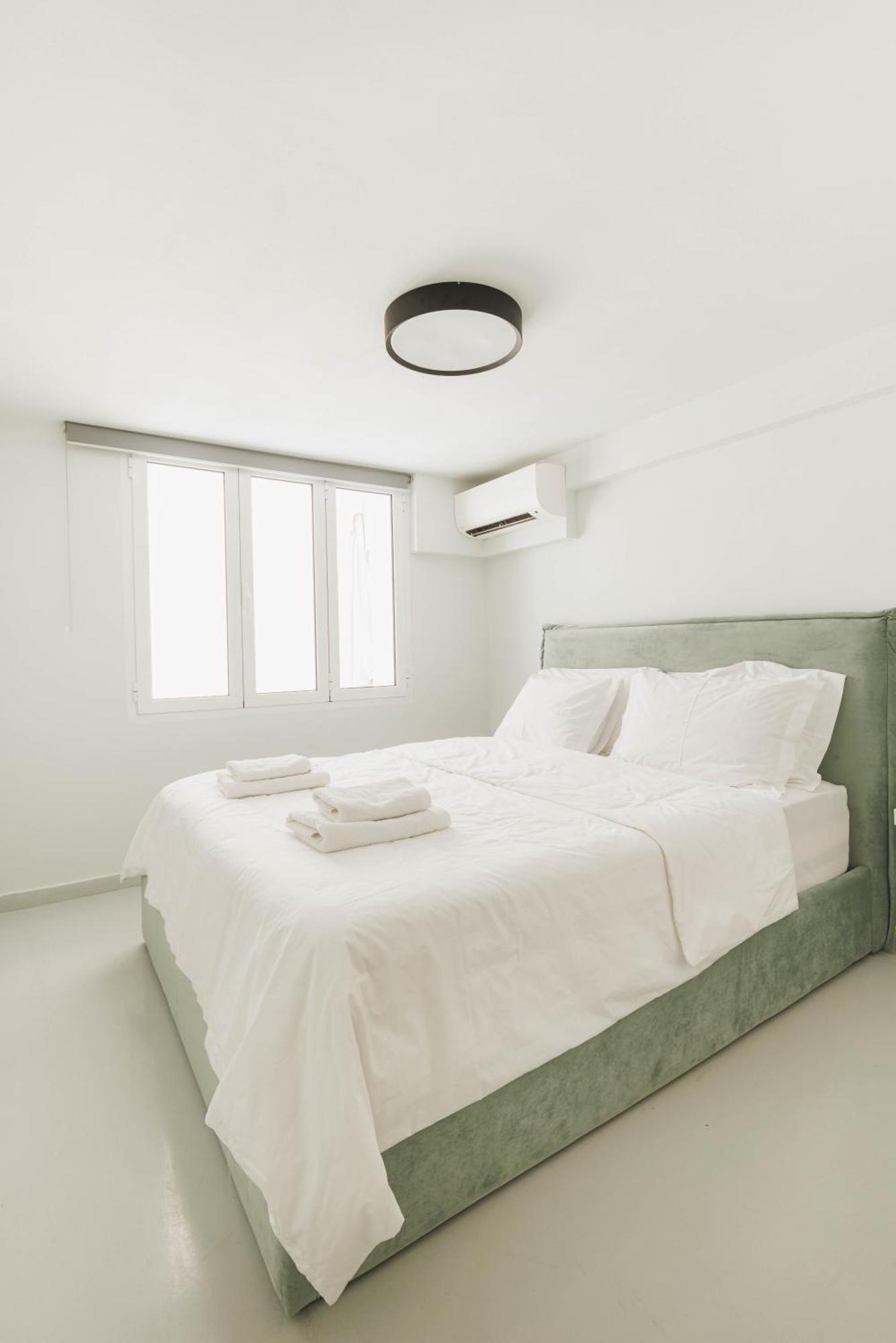 Апартаменты Beautiful Underground Nest With Prv Terrace Афины Экстерьер фото